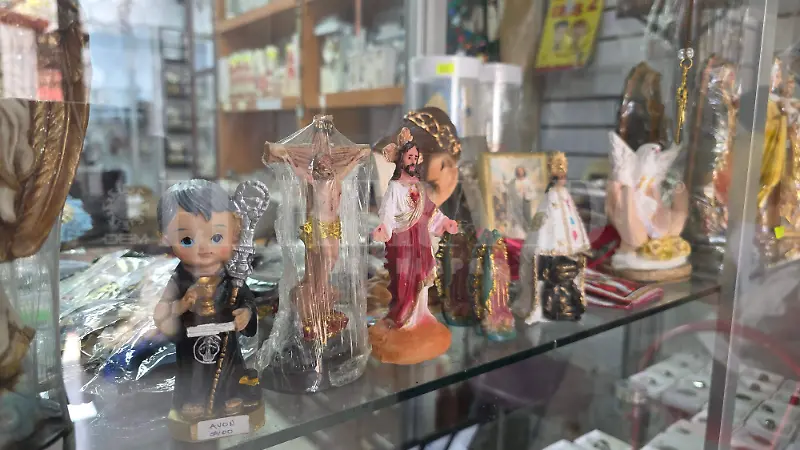 Artículos religiosos papa Francisco ventas Tuxtla