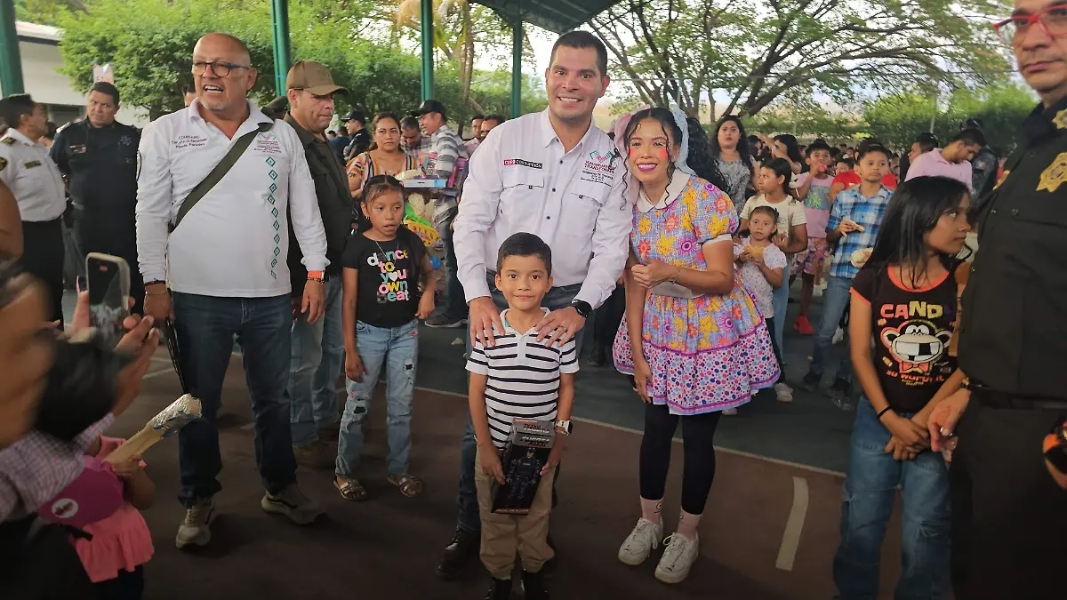 Aparicio niños