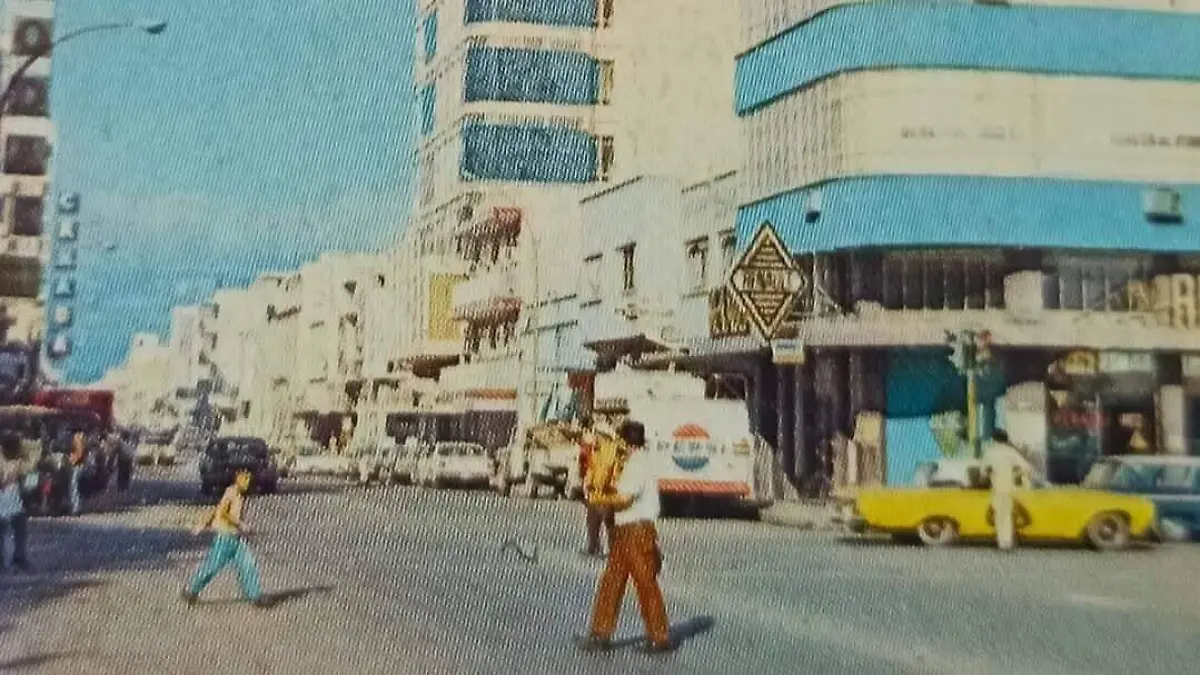 Edificio Corzo Tuxtla Historia 