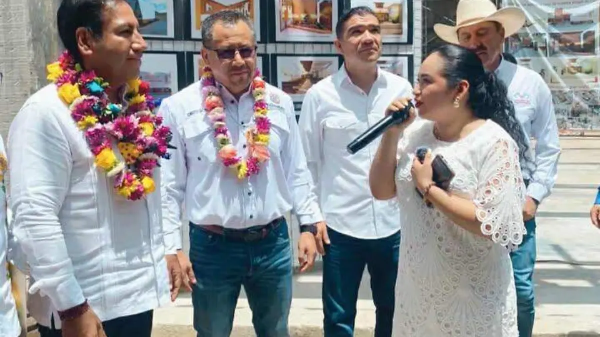 Eduardo Ramírez y Selene Corzo