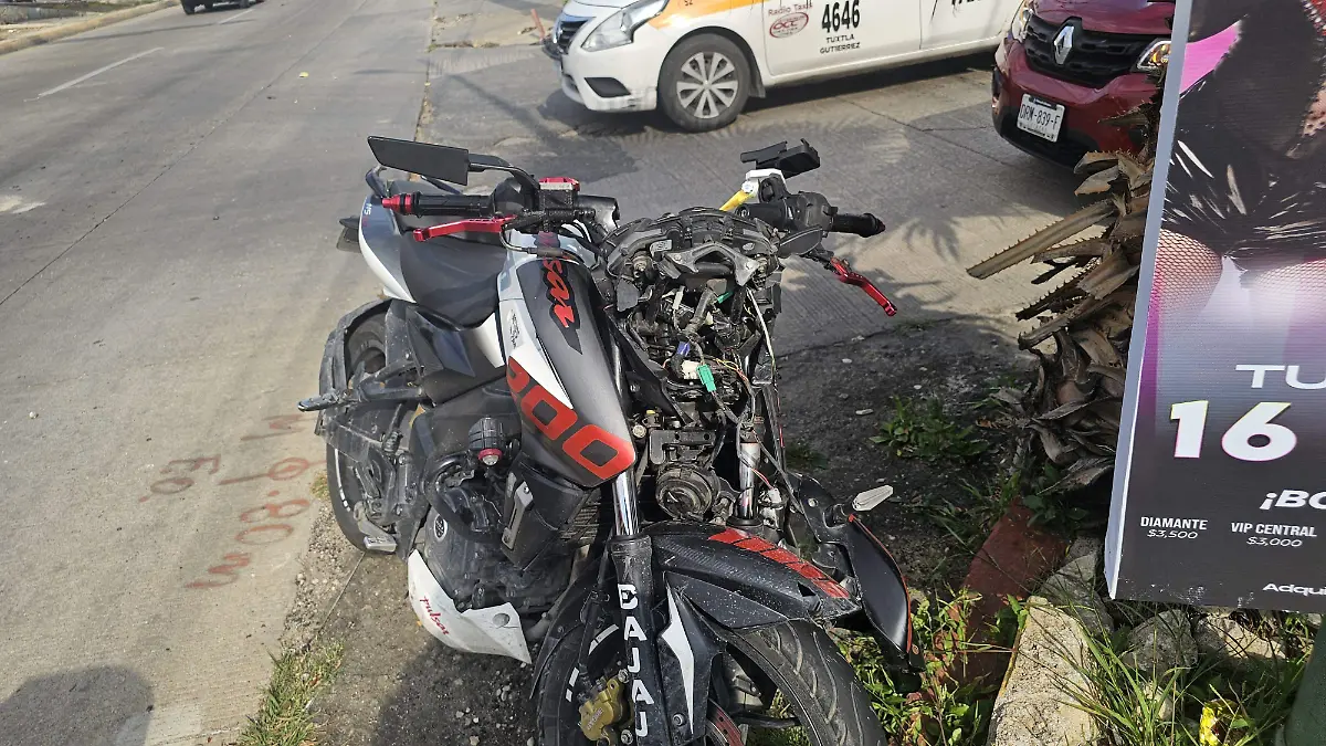 moto chocada 