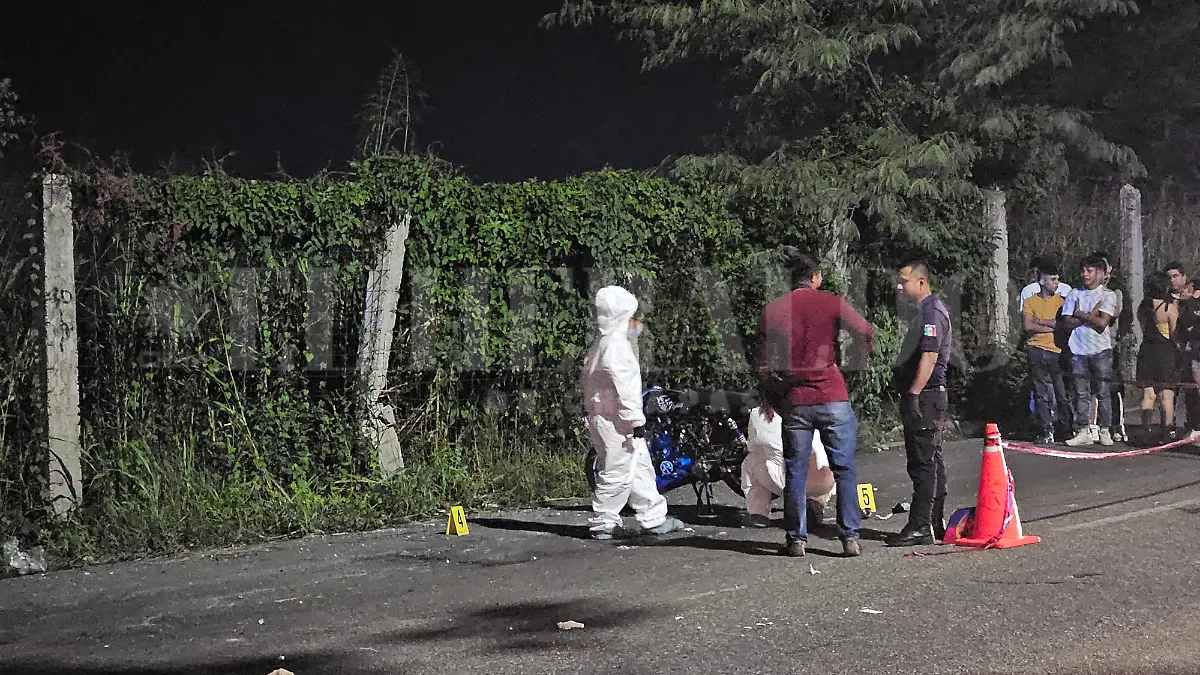 Motociclista muere tras accidente