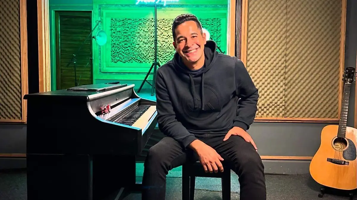 Arturo Aquino pianista chiapaneco