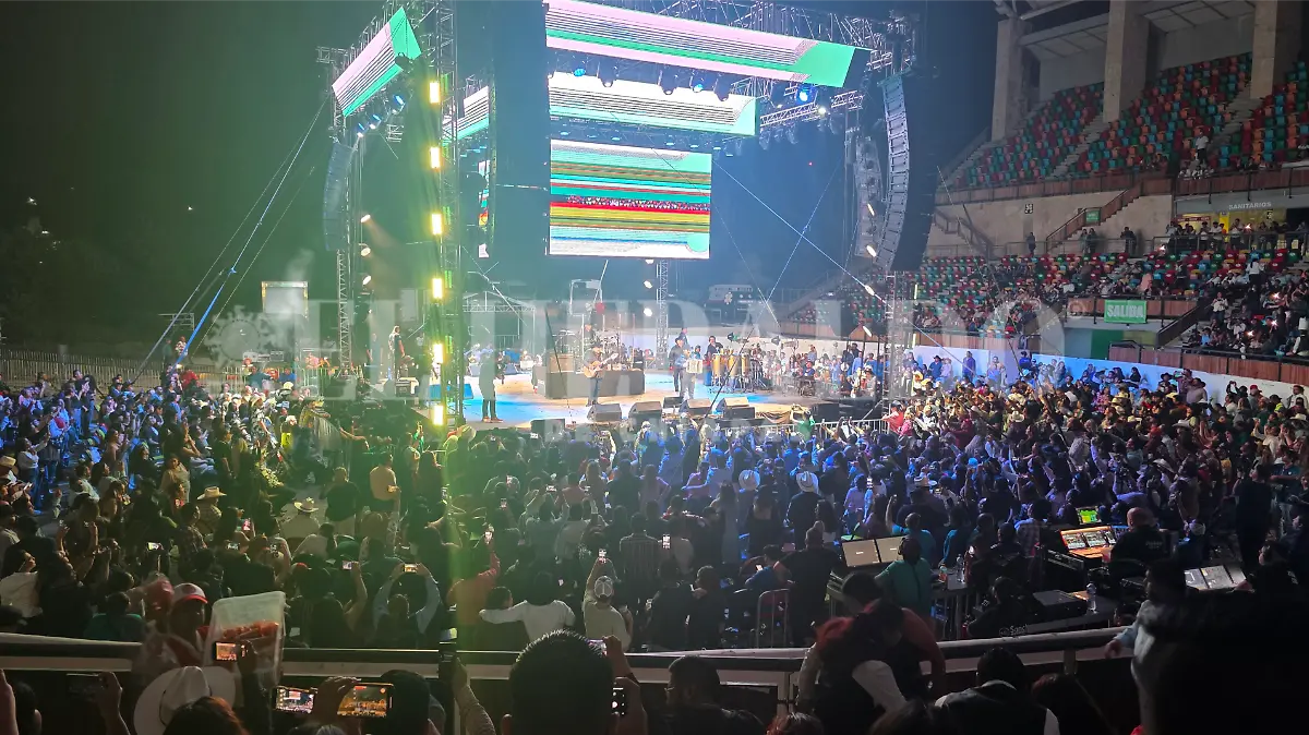 Foto Chiapas Grupo Pesado banda Trono de México conciertos Tuxtla Gutiérrez