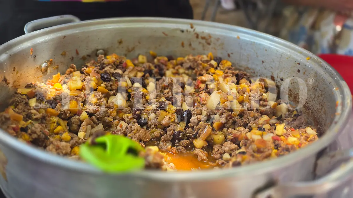 Chiles en nogada fiestas patrias Tuxtla gastronomia