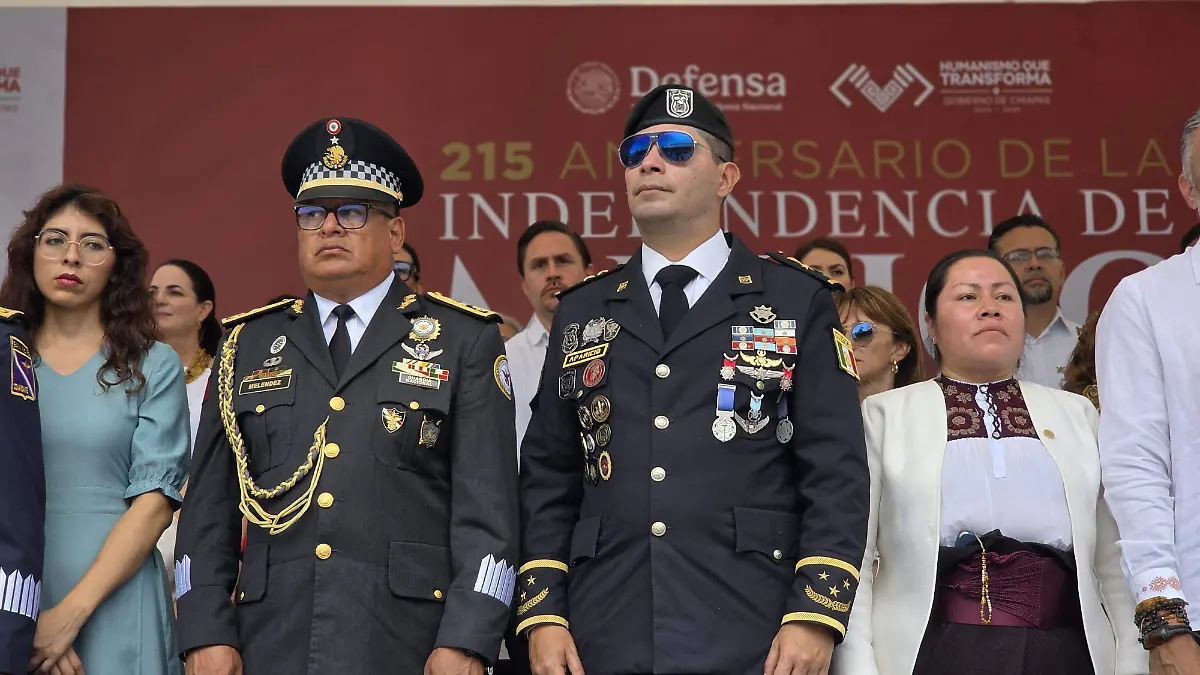 Aparacio desfile