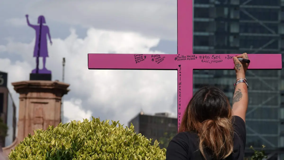 1047469_Siembra Memoria Glorieta Mujeres_impreso