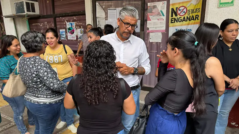 Autismo escuelas maestras sombra hospitales