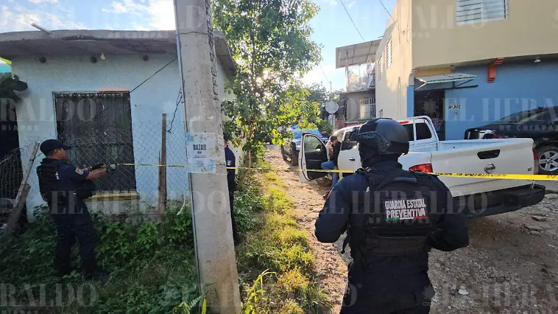 Hallan adulto y niño sin vida en Plan de Ayala
