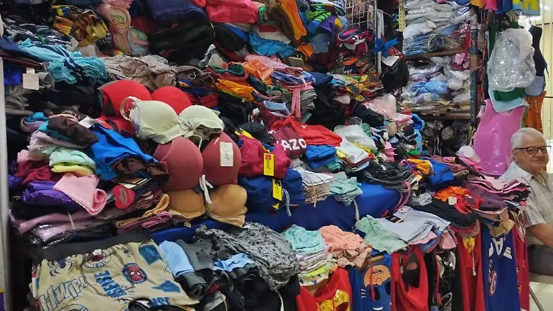 Don Homero Monterrosa es uno de los tres fundadores que quedan, solo el persiste con la actividad de los iniciadores 