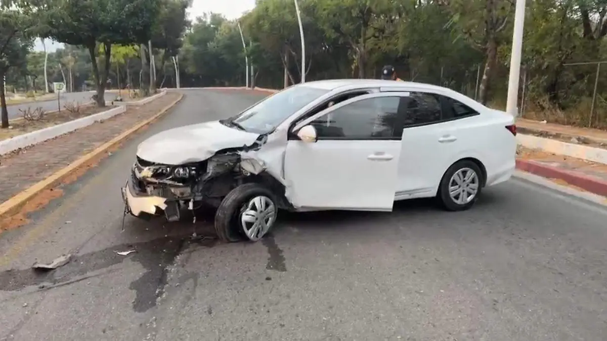 Accidente aveo parque fundamat