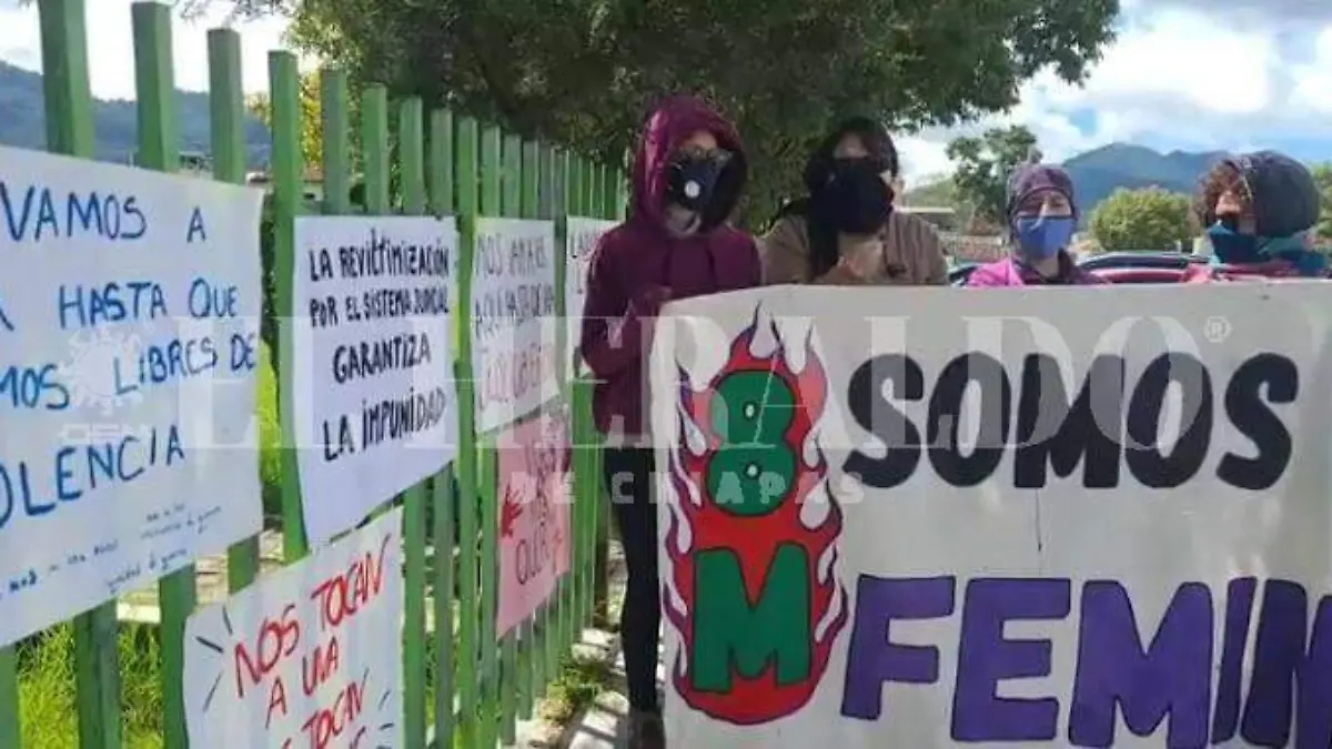 MARCHA MUJERES