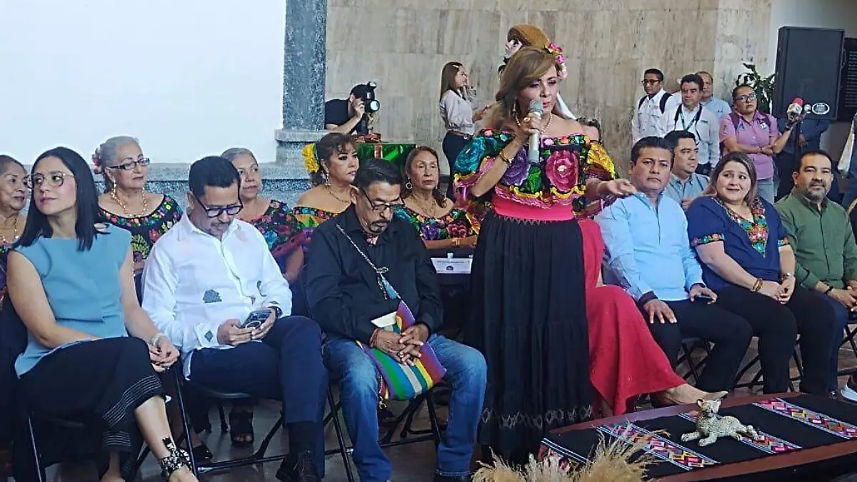 La señora Judith Esmeralda Barrientos dice que se le ha faltado el respeto a las tradiciones de Chiapa de Corzo 
