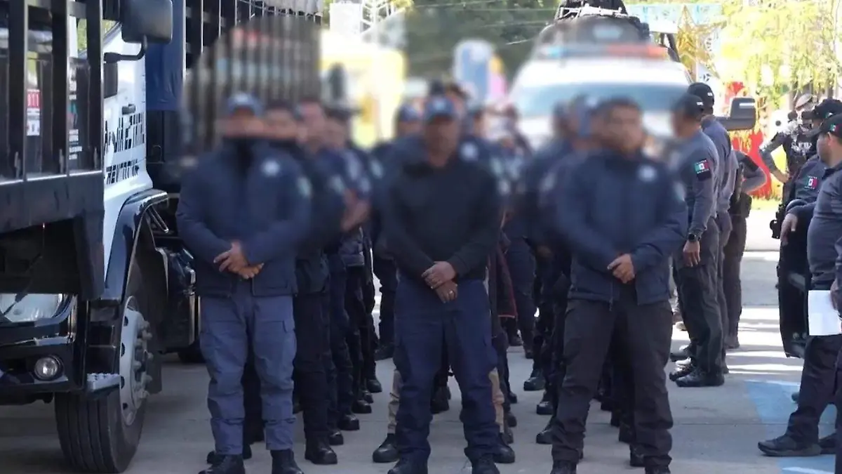 Policias detenidos 2