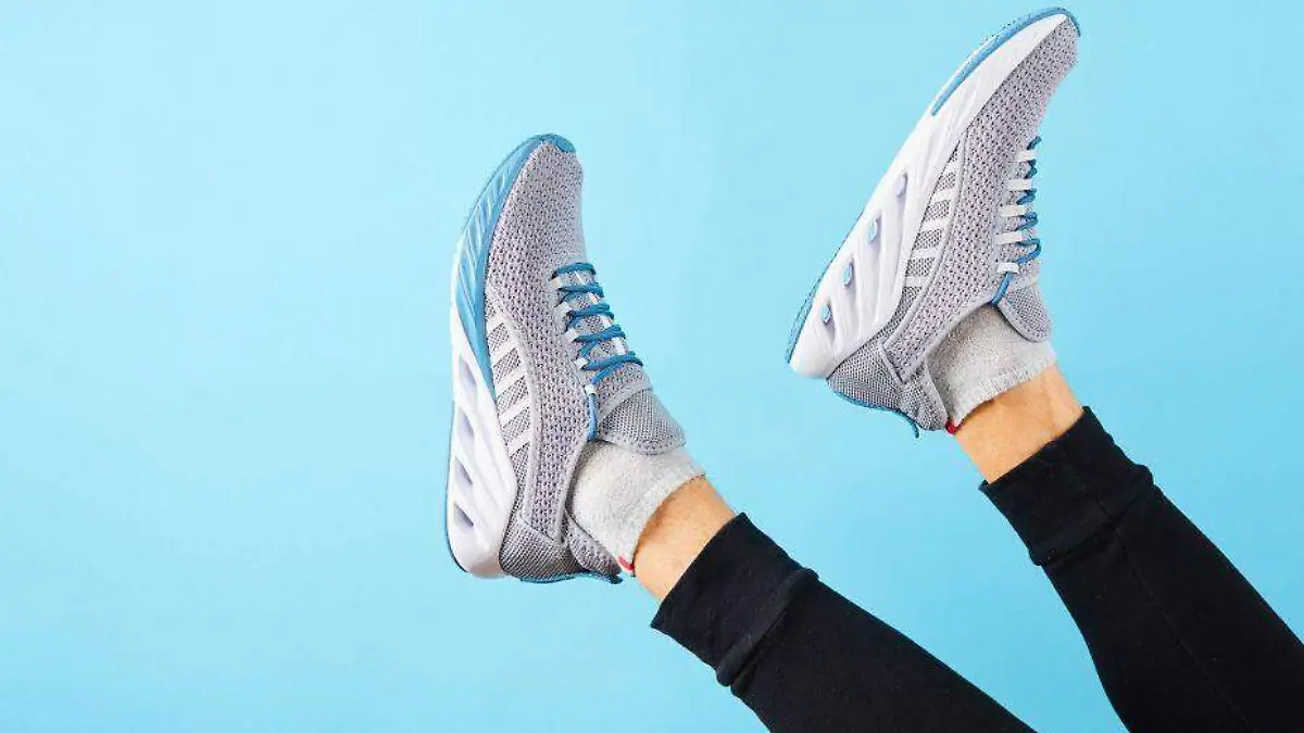 bigstock-male-legs-wearing-sneakers-ove-415313944_6_928x621