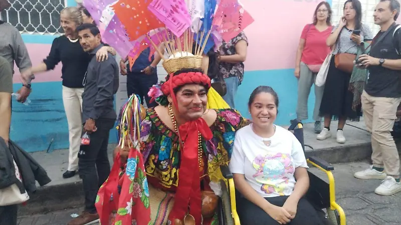 Personas de todas las edades participan 