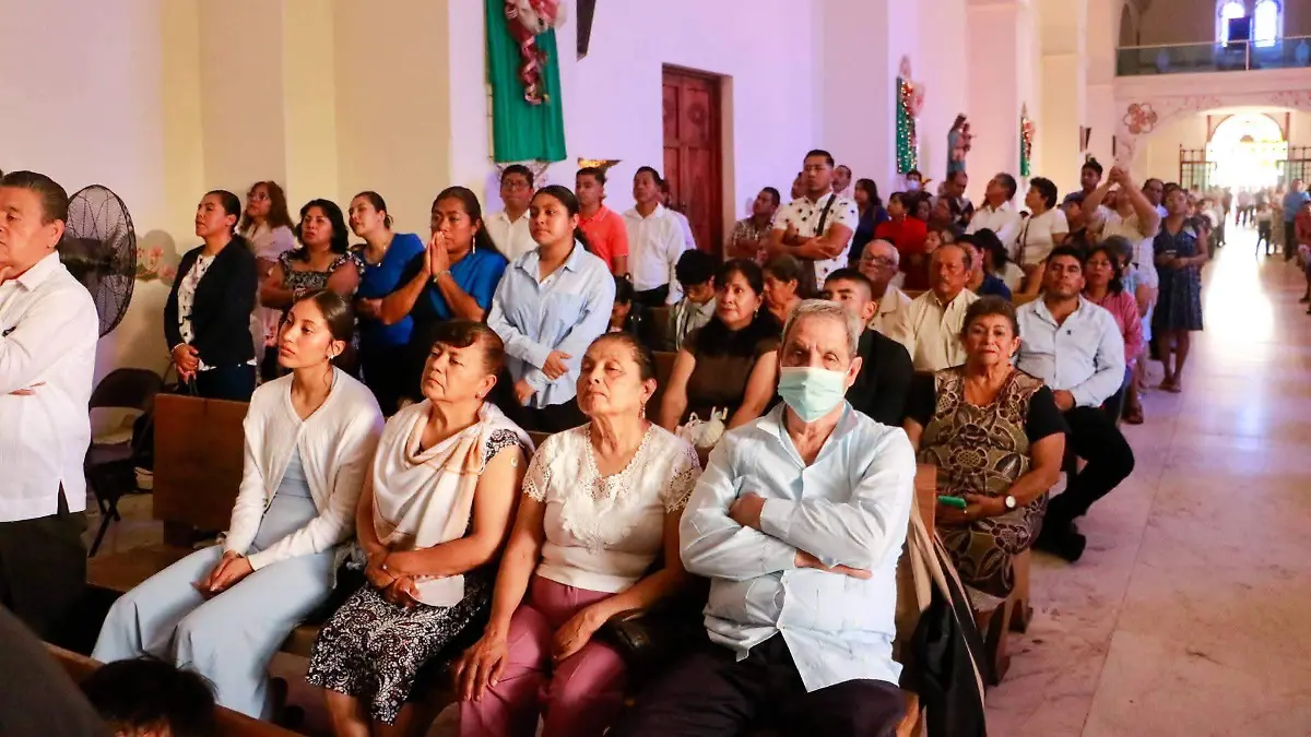 Iglesia católica Tuxtla Catedral San Marcos feligreses