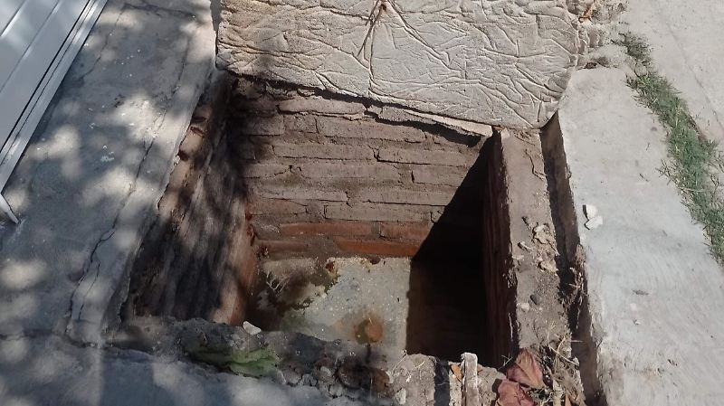 Colapso de drenaje en Albania Alta Tuxtla