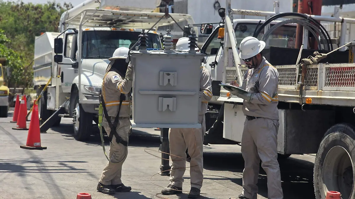 Energía sola reduccion de gasto economía luz paneles solares