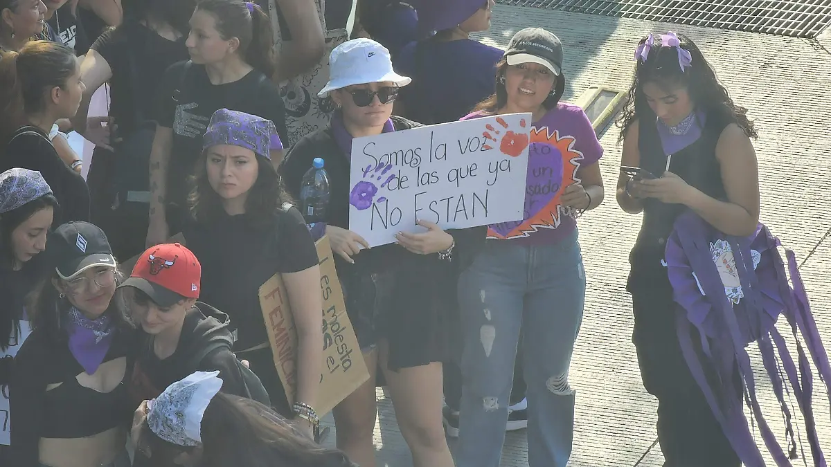 mujeres exigen justicia