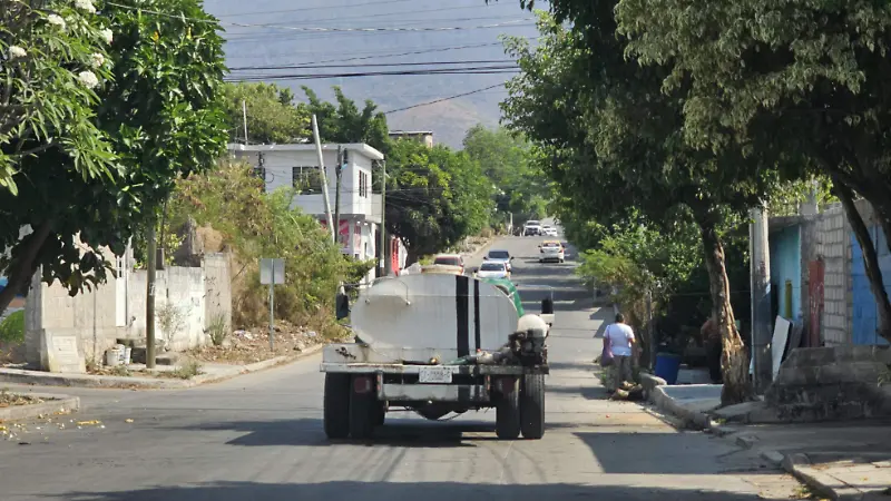 Desabasto de agua en Tuxtla Gutiérrez SMAPA tuberías reparaciones colonias