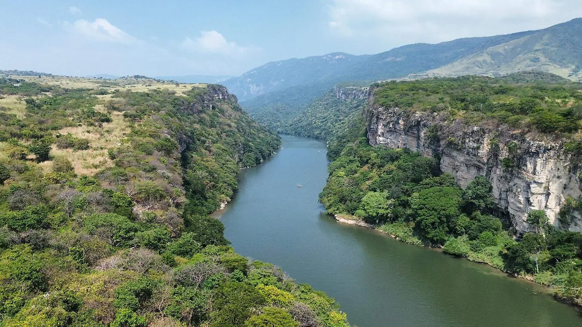 Popchón y Xulubchón leyenda de las serpientes del Cañón del Sumidero 