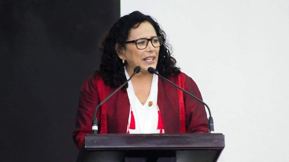Arqueóloga reina roja Fanny López
