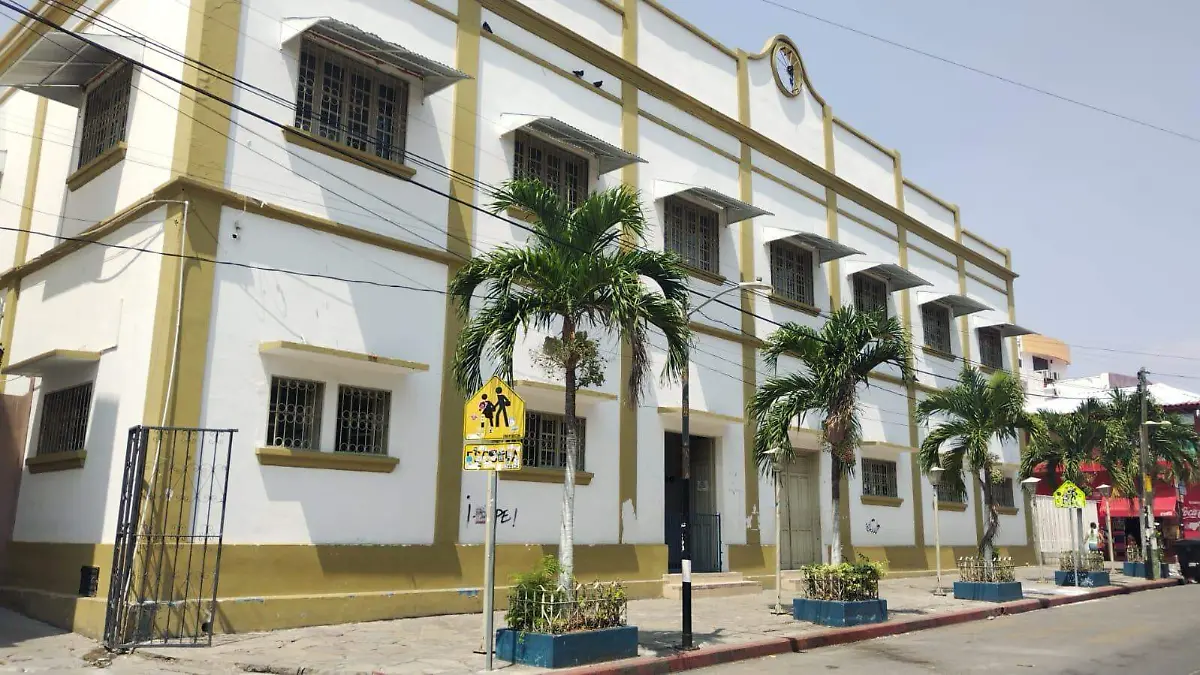 ESCUELA