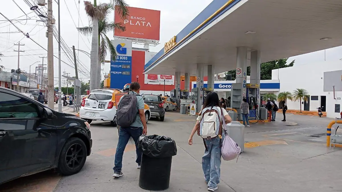 cnte toma gasolineras en tuxtla
