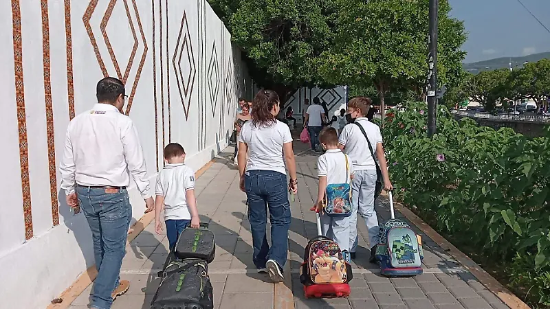 Escuela primaria regreso a clases Tuxtla Gutiérrez paro magisterial