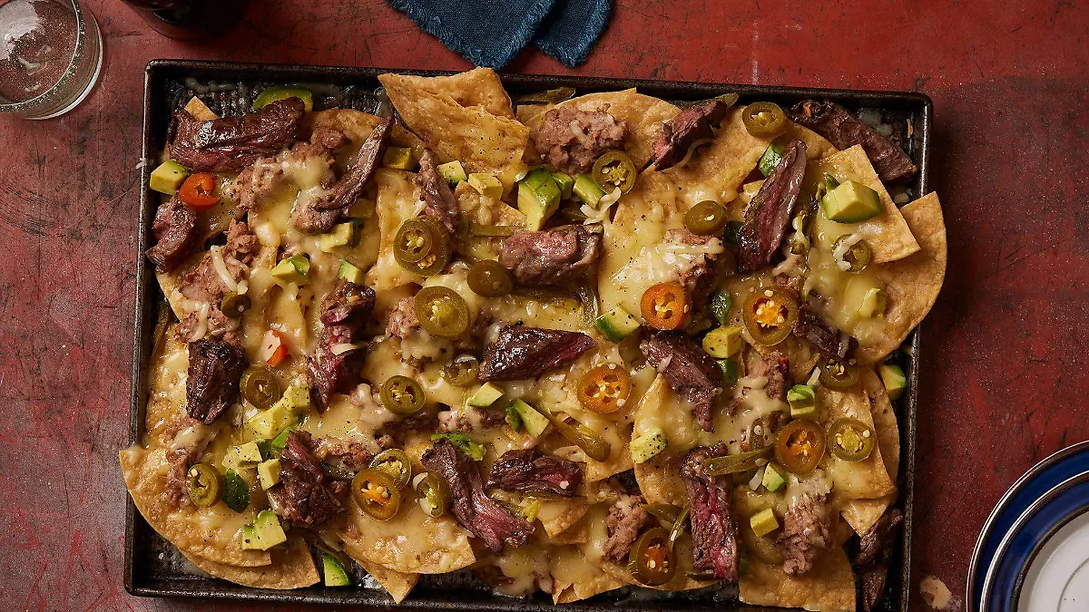 1301-Nachos-con-Carne-Asada