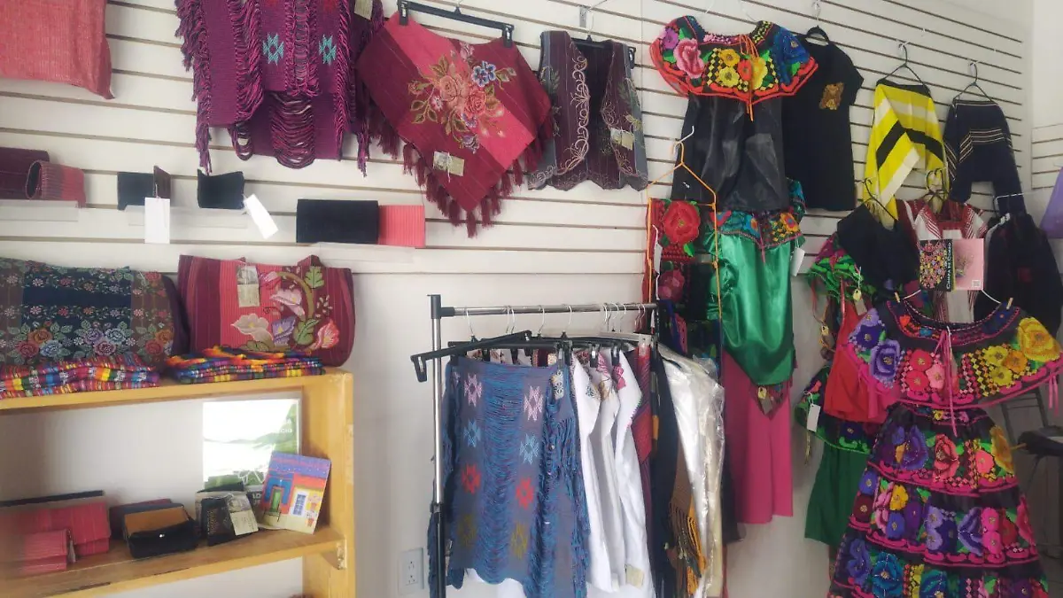 trajes artesanos