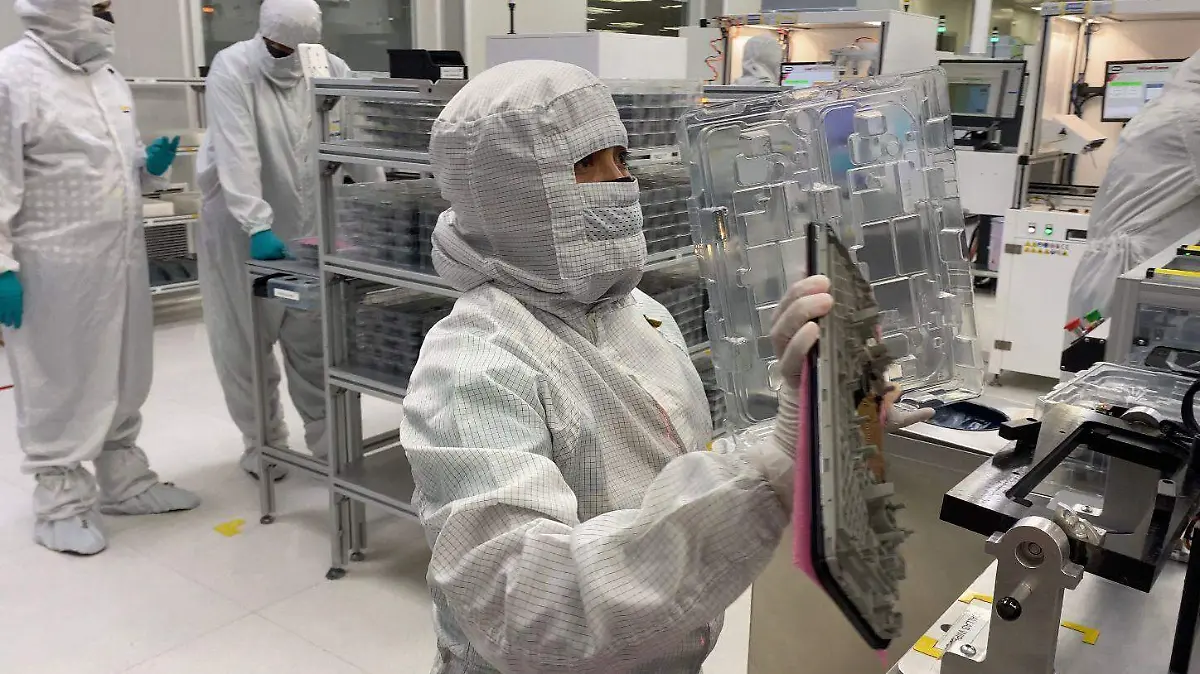 d8af03c2-5651-4001-9449-6bfaf2d8b134