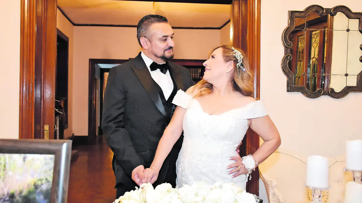 mayra carrasco y jorge enriquez (2)_CMYK