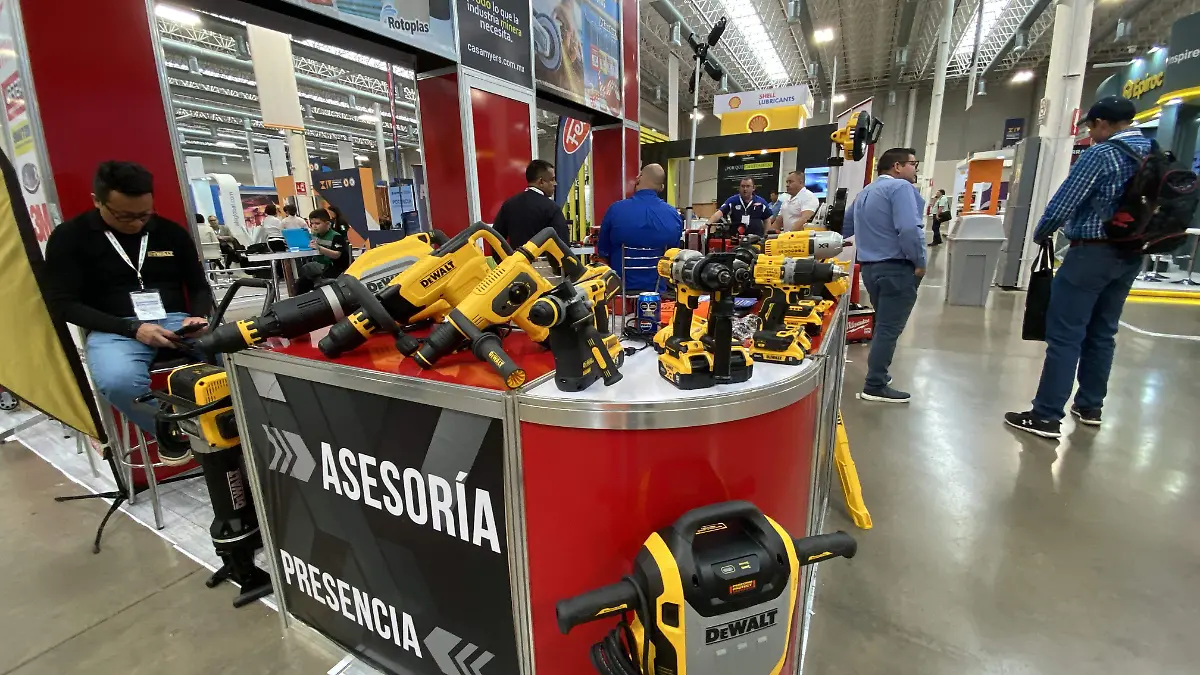 Expo Minera en el centro de comveciones (1)