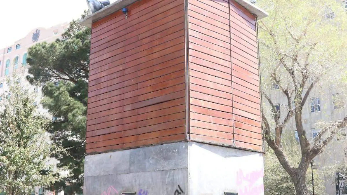 estatua deza y Ulloa 