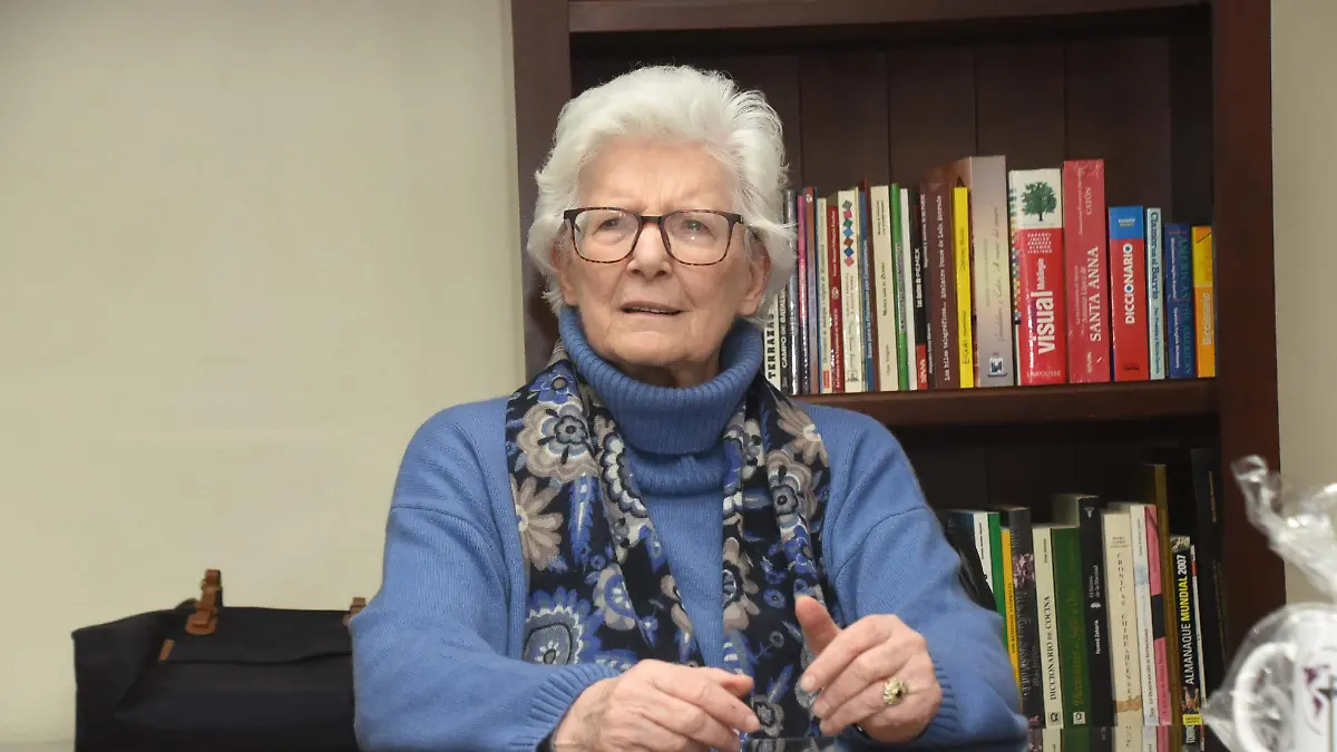 Paola Binetti, Ex Senadora de Italia (6)