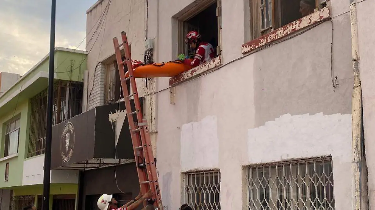 Rescate de adulto mayor 