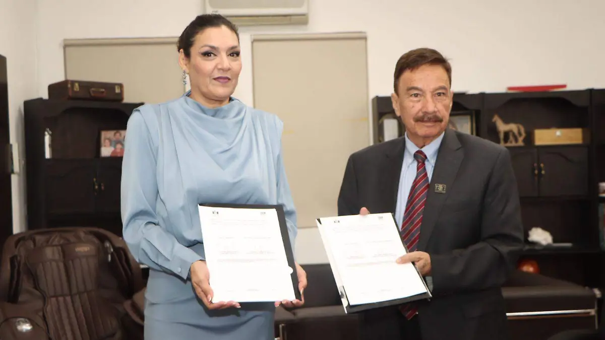 firma convenio IEE URN