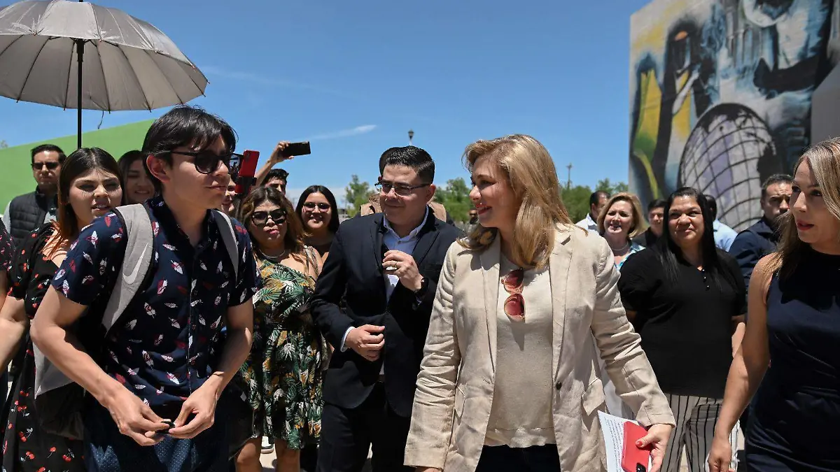 de64a773-c1b7-4395-b68e-17c22decd281