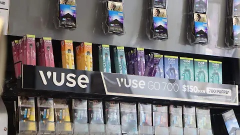 Venden vapeadores hasta en tiendas de conveniencia a 300 pesos - El Heraldo  de Chihuahua
