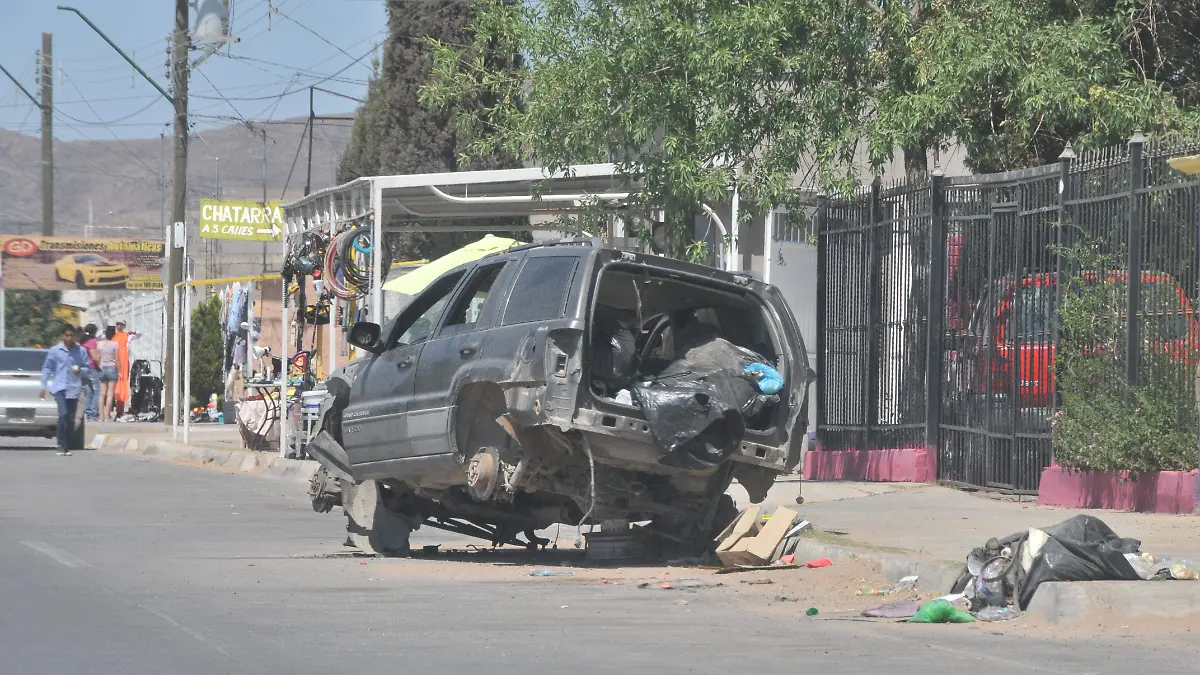 maria elena hdz nfrente al numero 141 (2)