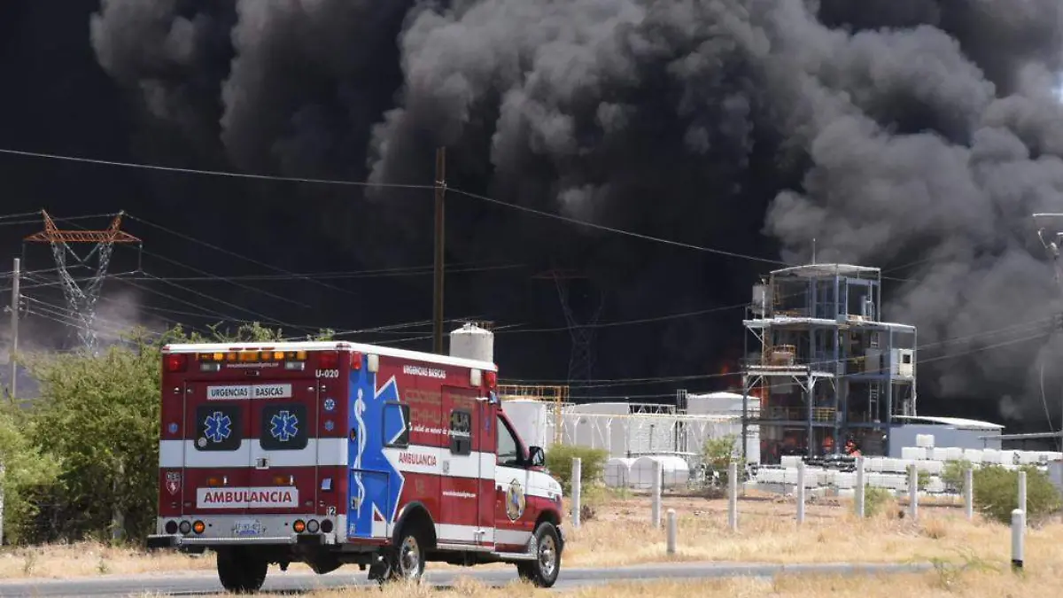 incendio en carretera a delicias
