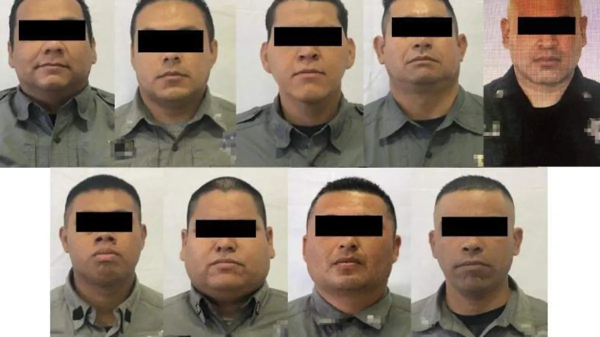 policías