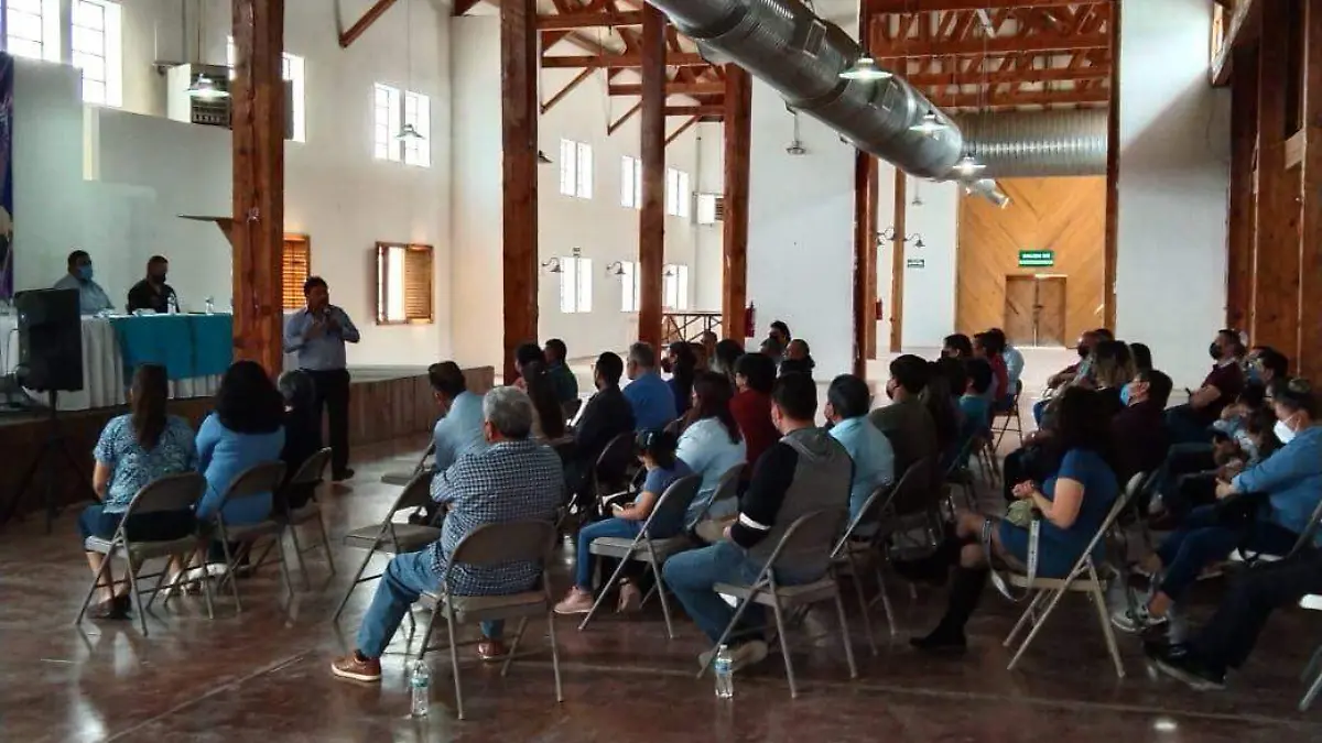 reunión unete 8