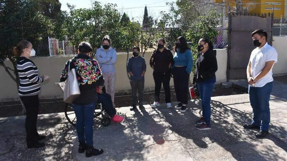 VANDALIZAN ESCUELA  (2)
