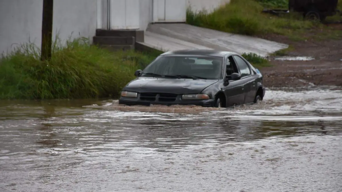 calle inundada