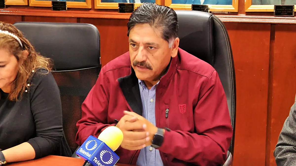 1 Tena revisará temas de seguridad y chuecos con senador Monreal