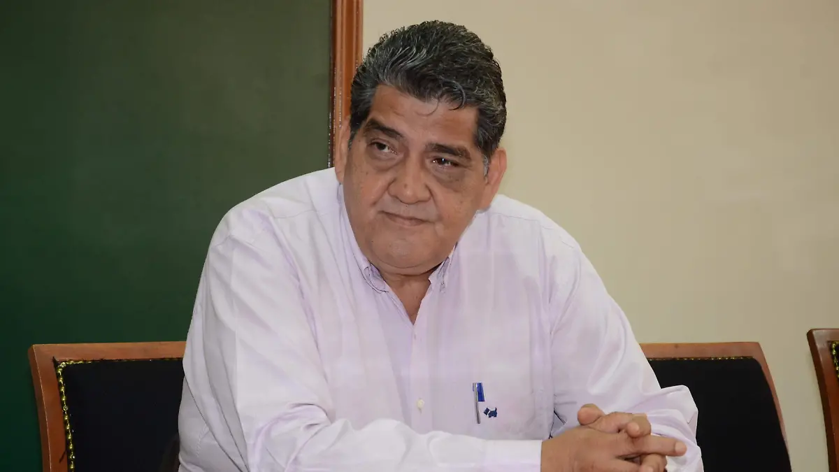 DR.Arturo bonilla y calderon delegado del IMSS (25)