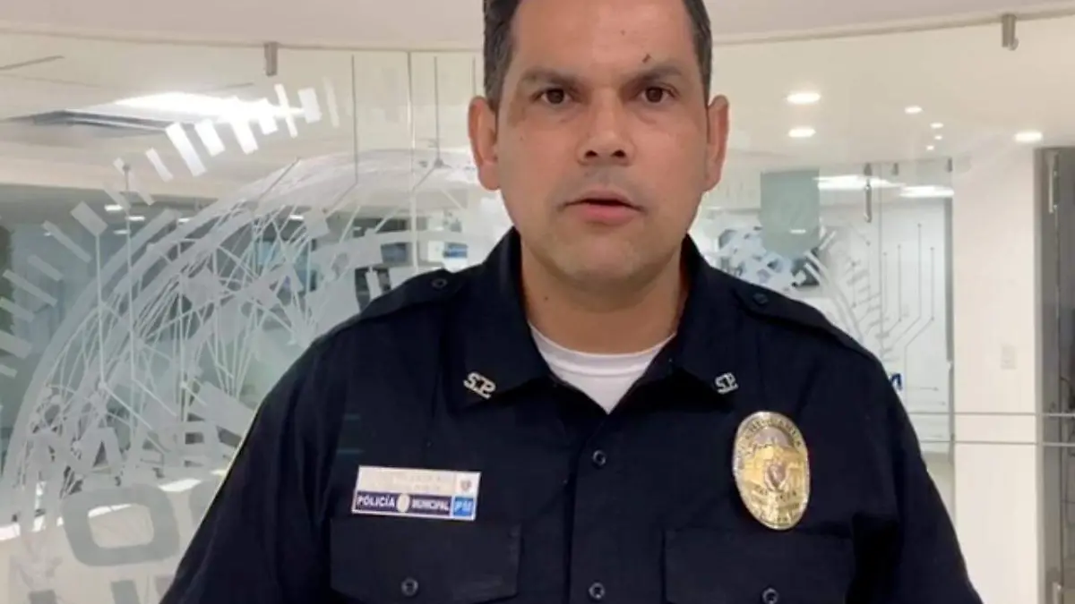 policía